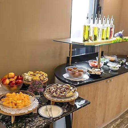 N Hotel 3*